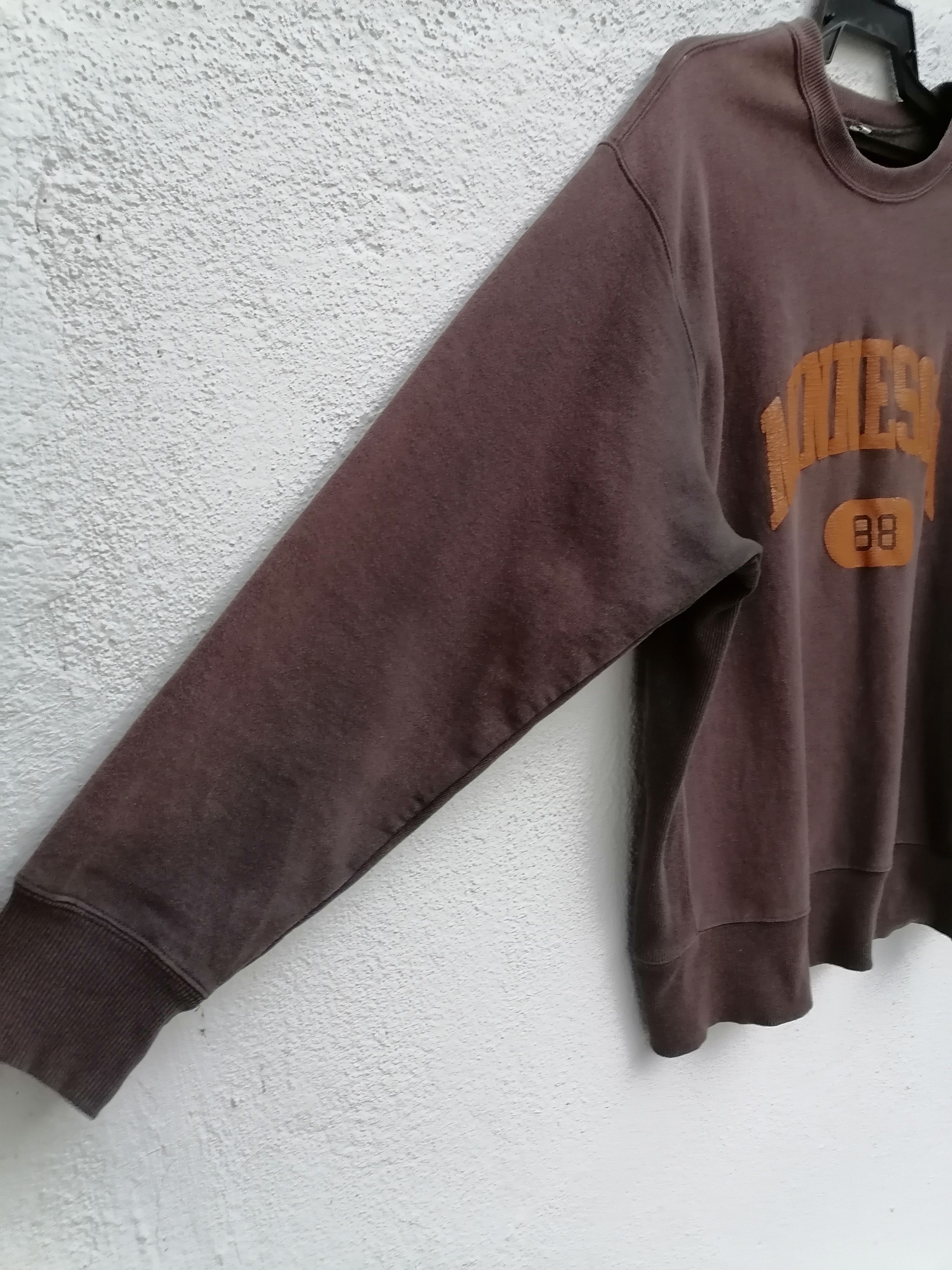 Vintage Trashed Faded Minnesota Reverse Weave Sweatshirts Size US L / EU 52-54 / 3 - 3 Thumbnail