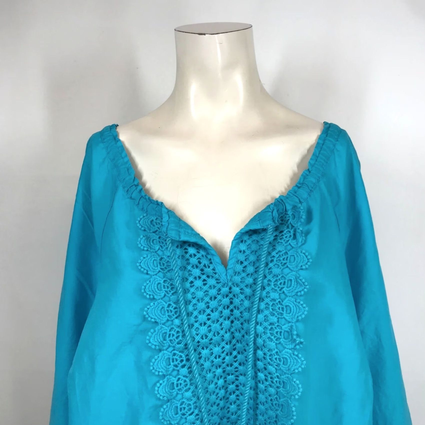 Vintage CATHERINES WOMEN'S 1X BLUE 3/4 SLEEVE V NECK COTTON TOP LACE DETAIL Size XL / US 12-14 / IT 48-50 - 2 Thumbnail