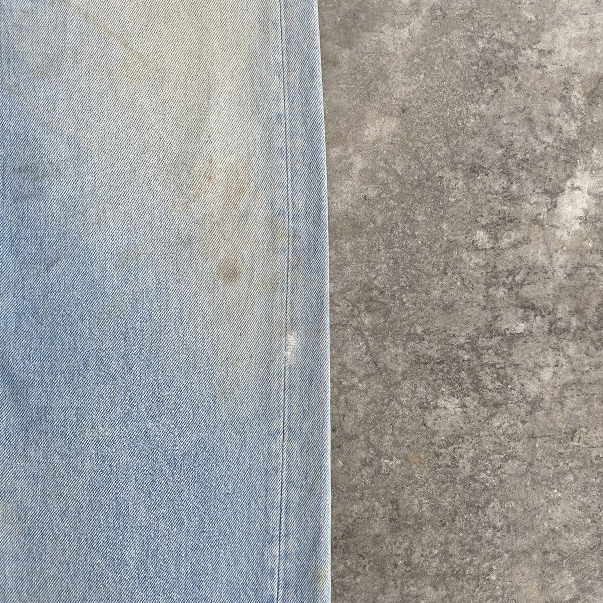 Levi's Vintage 1990 Levis 501 Light Blue Mud Jeans Size US 31 - 9 Thumbnail