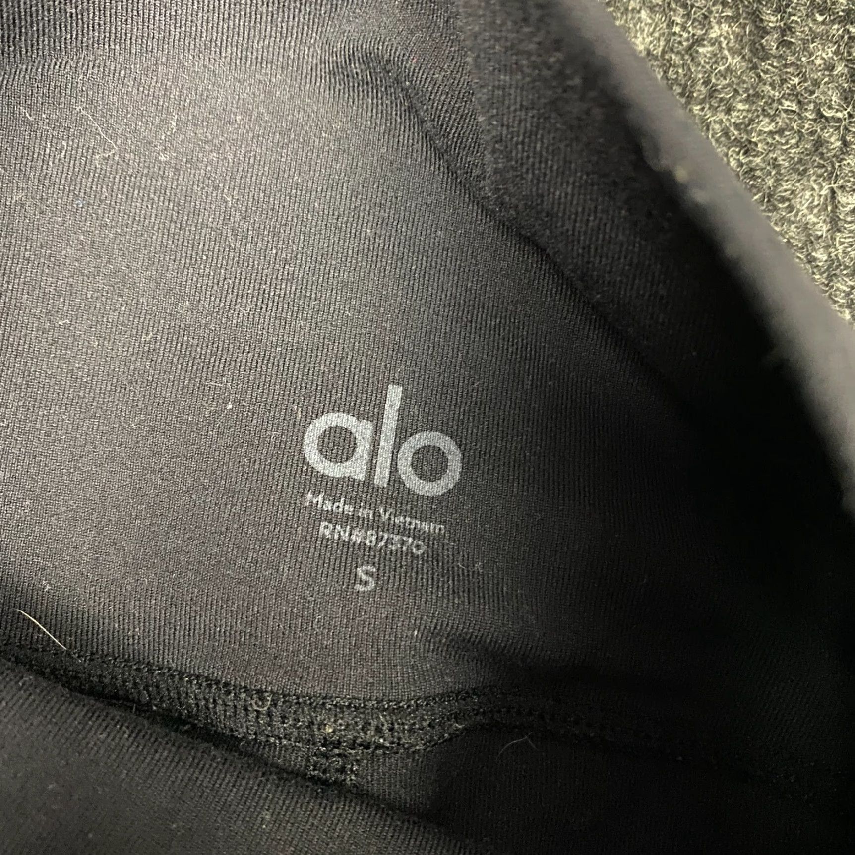 Alo Alo High Waisted Moto Leggings Pants Black Glossy Small Athleisure Leggings Women S Black Athleisure Size 28" / US 6 / IT 42 - 4 Thumbnail