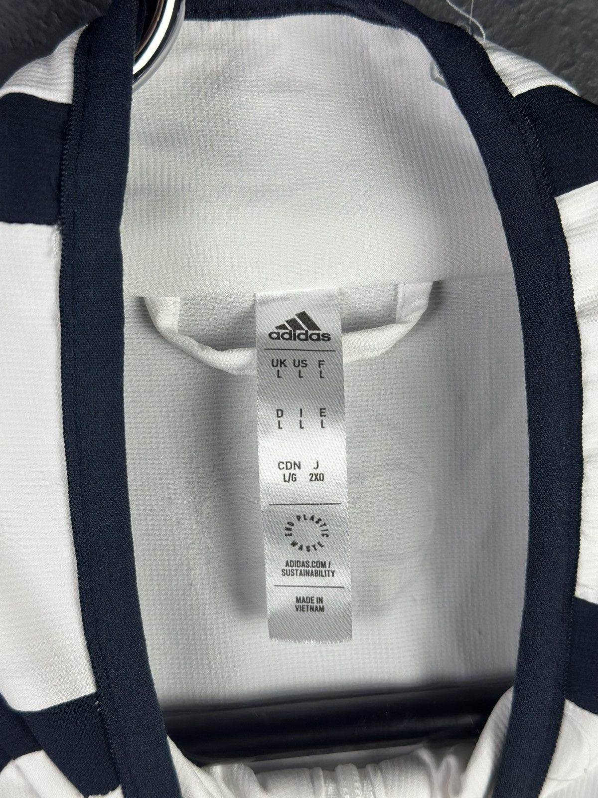 Vintage Vintage Adidas Real Madrid Track Jacket Size US L / EU 52-54 / 3 - 12 Thumbnail