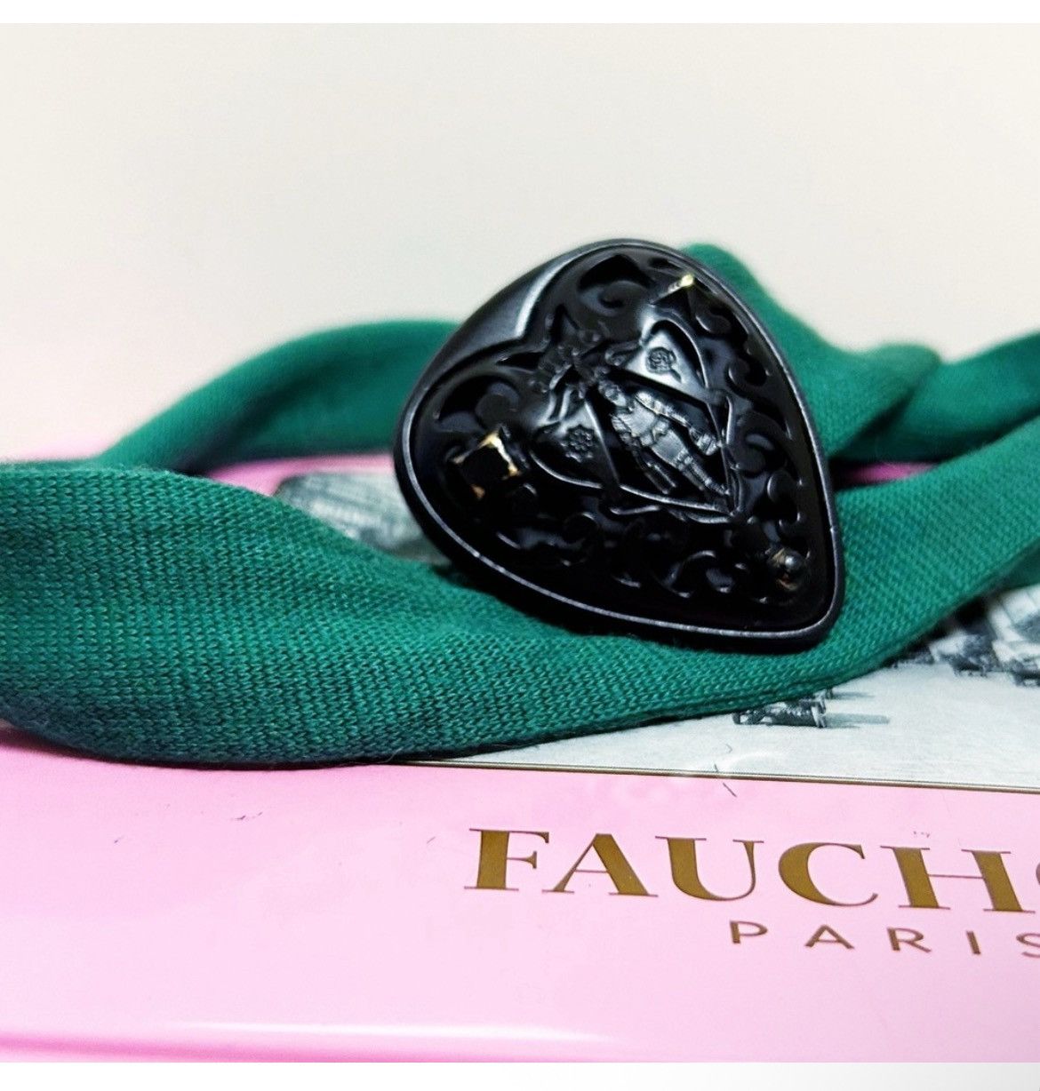 Gucci Authentic Gucci Rare Hysteria Black Heart & Teal Wool Belt Size ONE SIZE - 2 Thumbnail