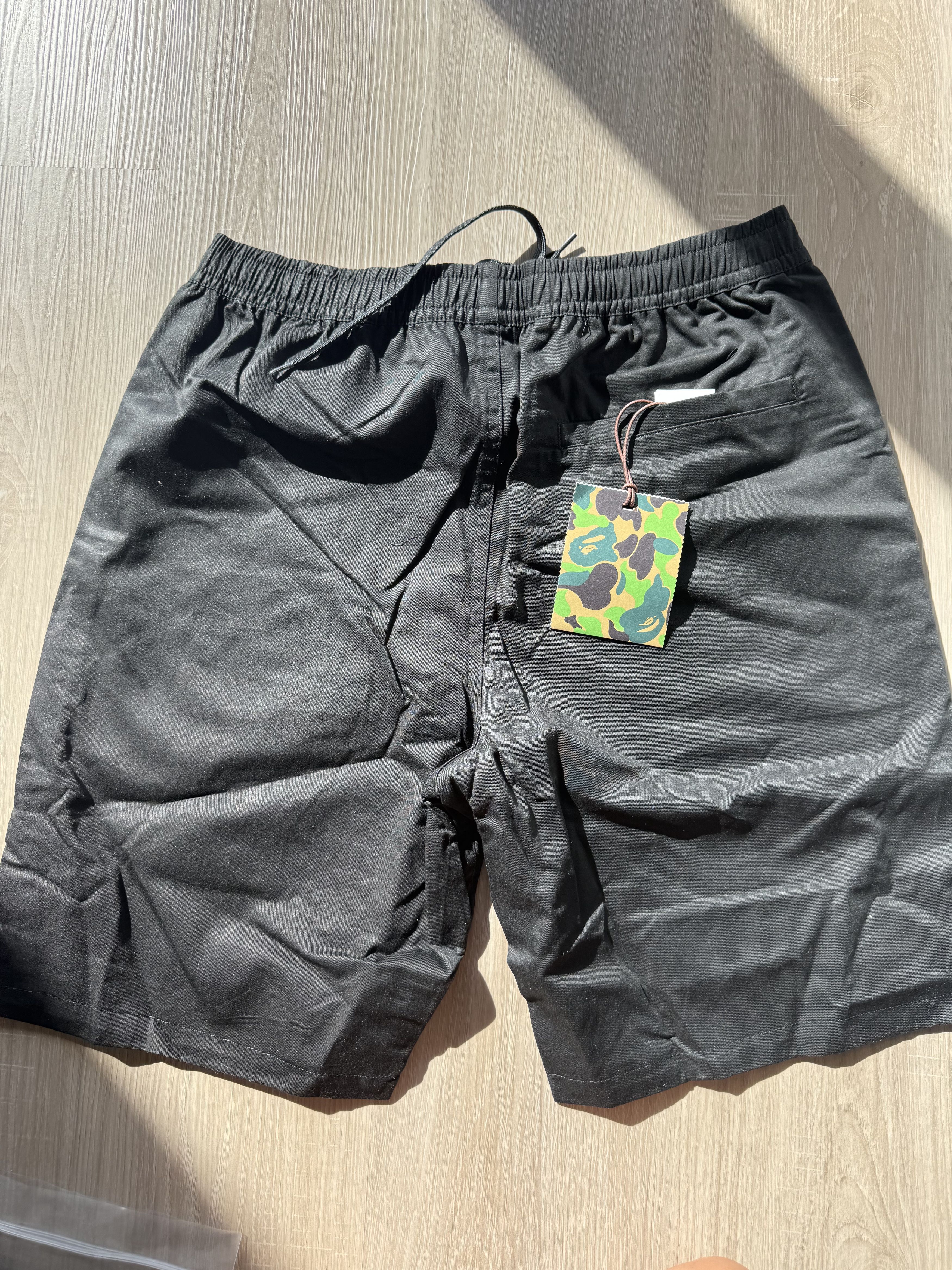 Bape A Bathing Ape Men's Space Camo Shark Reversible Shorts Size US 33 - 6 Thumbnail