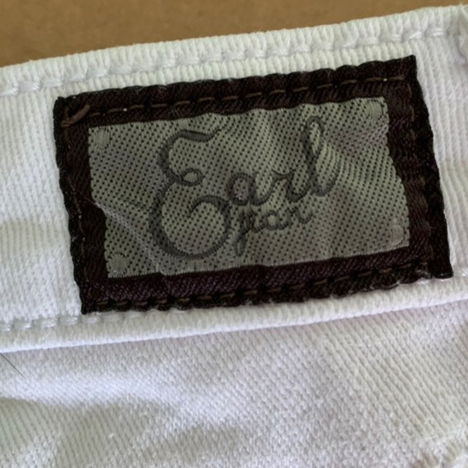 Other Earl Jeans Women's Size 6 Denim Shorts White Diamond Studs Size 28" / US 6 / IT 42 - 7 Thumbnail