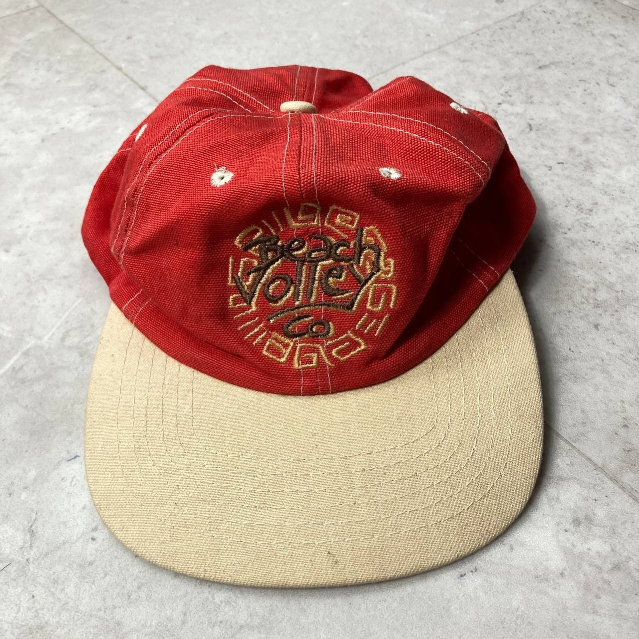 Vintage Vintage Beach Volleyball Hat One Size Size ONE SIZE - 1 Thumbnail