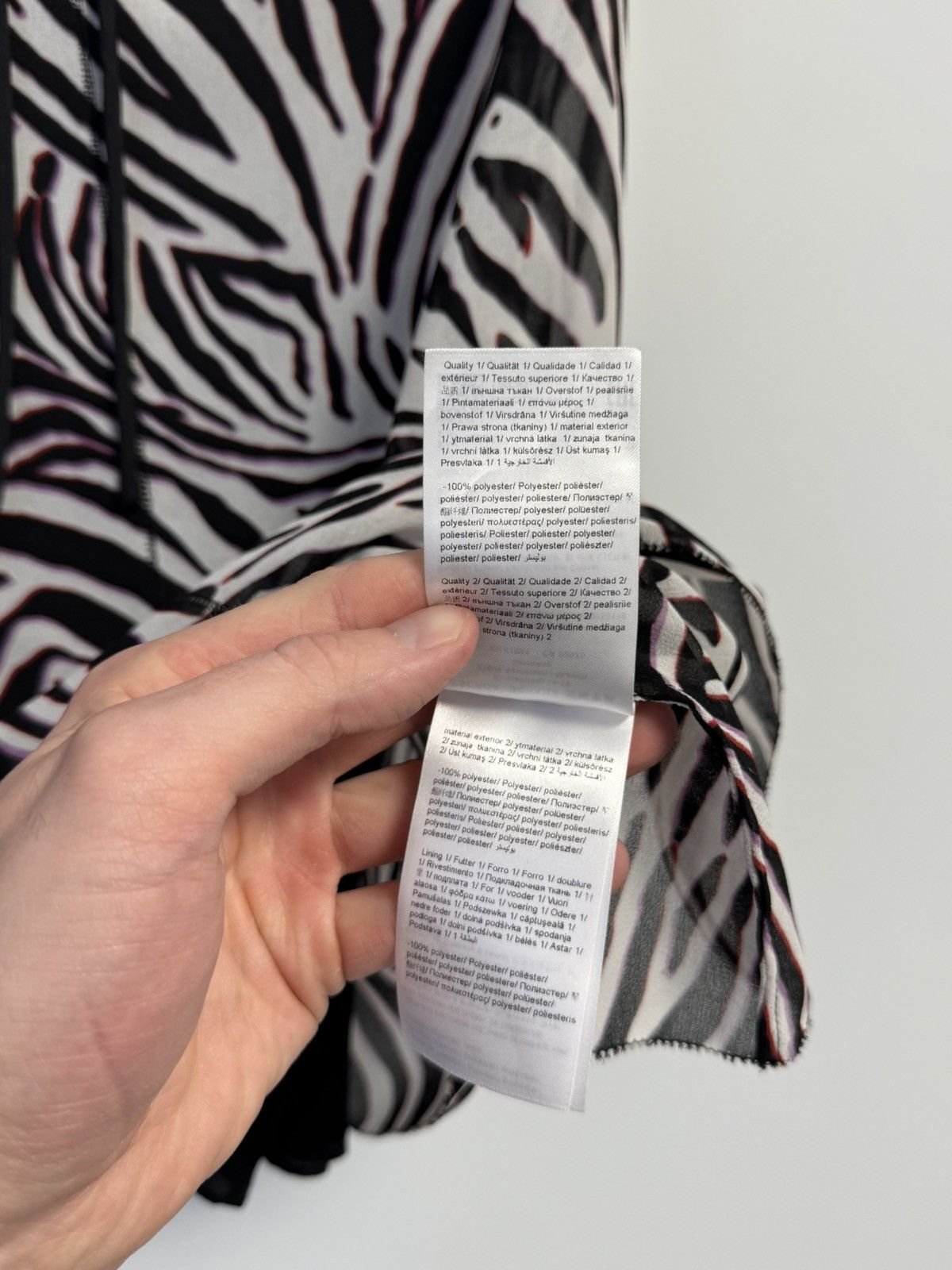 Escada ESCADA Women’s Zebra Print Sleeveless Blouse – Size 38 (M) Size XS / US 0-2 / IT 36-38 - 11 Thumbnail