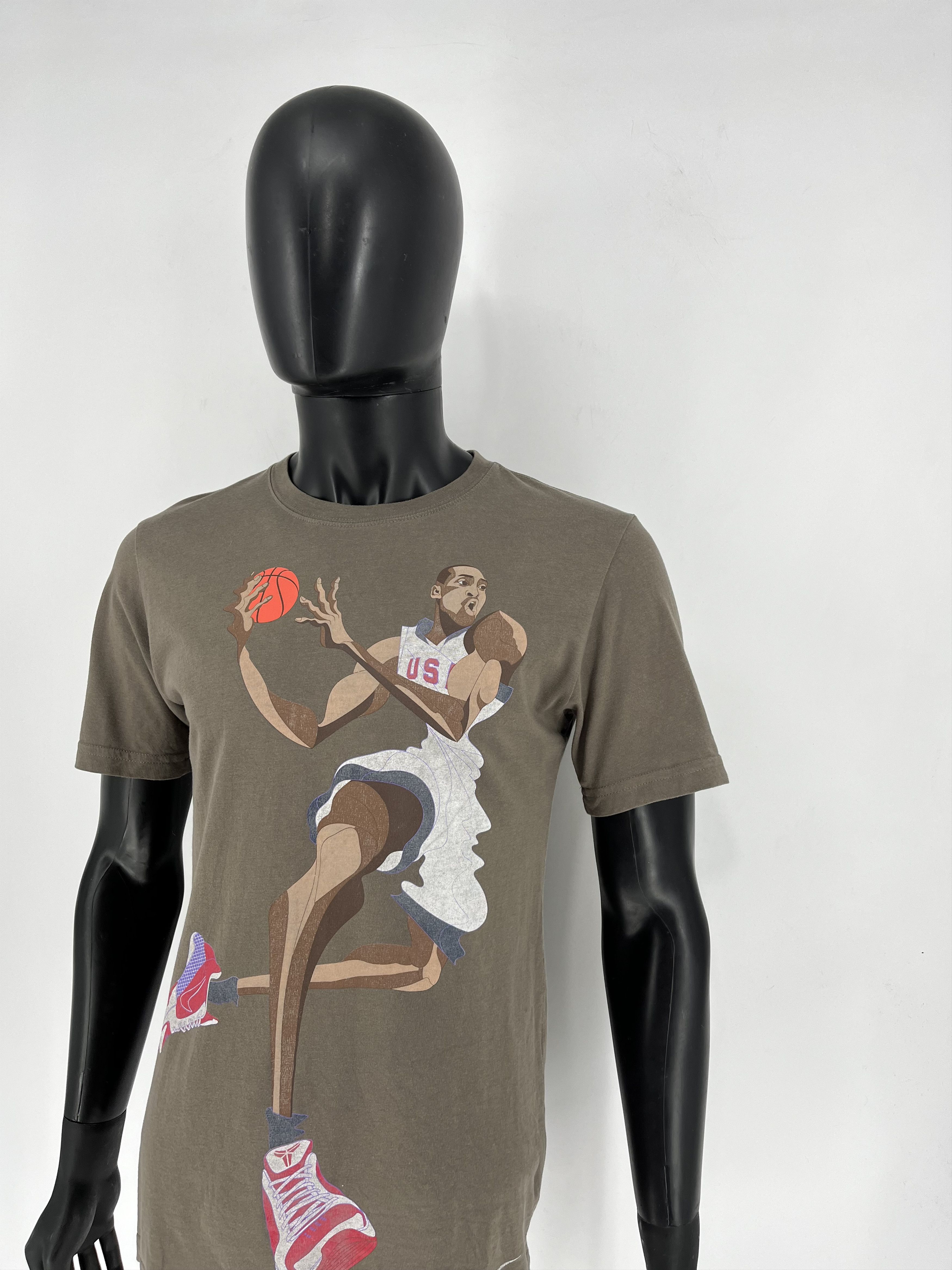 Nike VINATGE NIKE USAB KOBE BRYANT DUNK TEE T-SHIRT Size US S / EU 44-46 / 1 - 4 Thumbnail