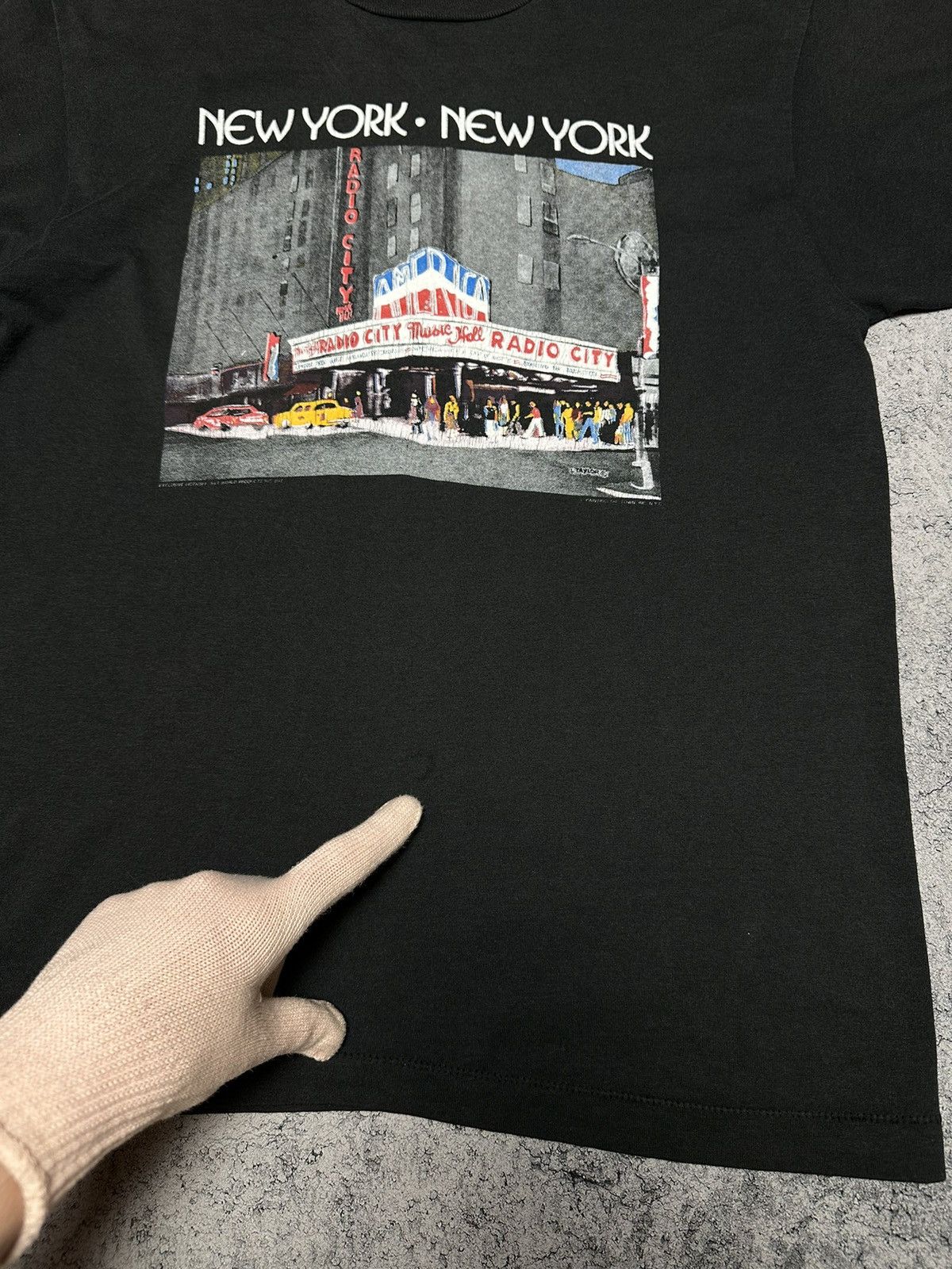 Vintage Vintage New York Radio City Music Hall Screen Stars T-Shirt Size US M / EU 48-50 / 2 - 15 Thumbnail