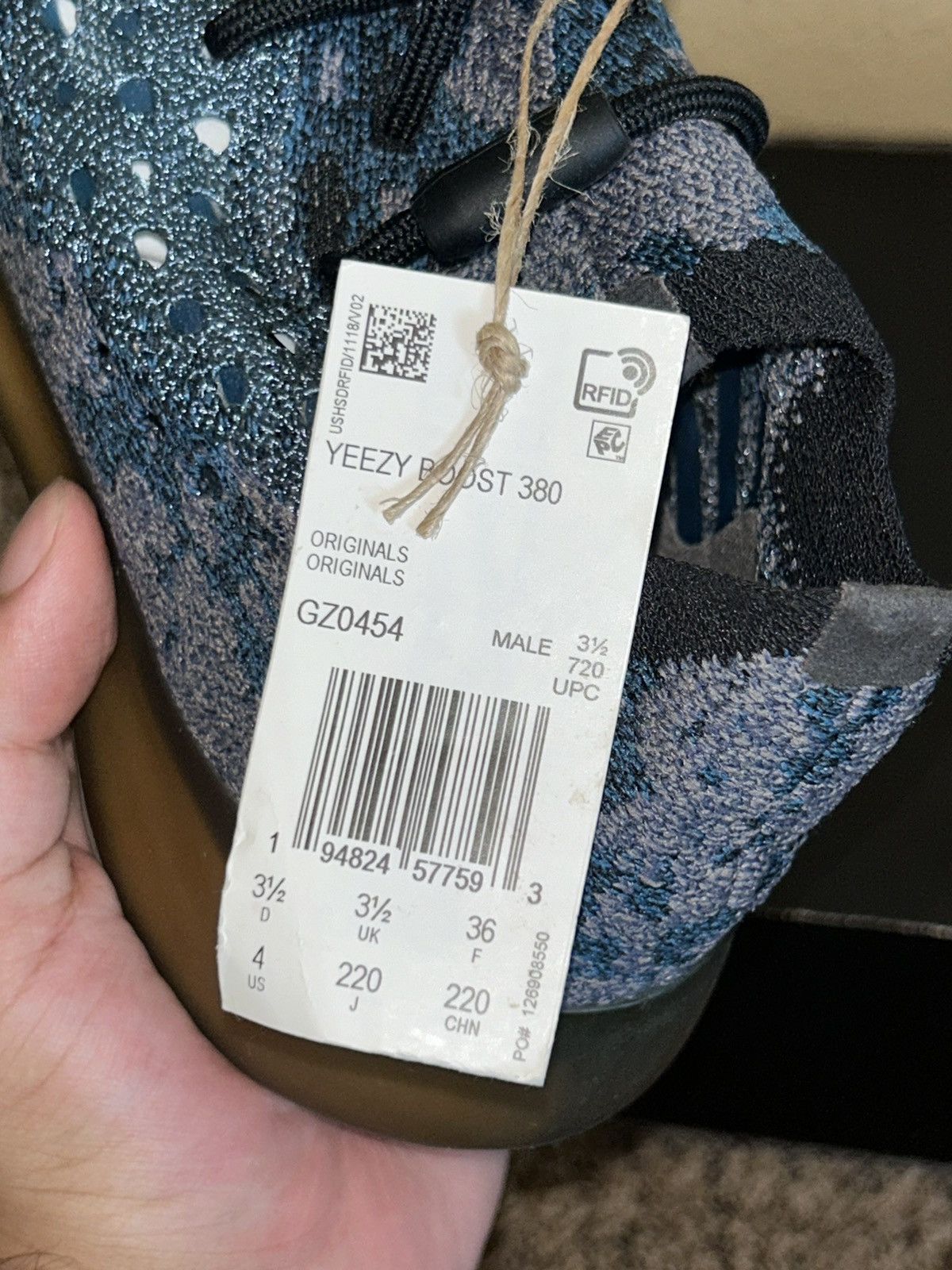 Yeezy Yeezy Boost 380 Covellite Size US 5.5 / IT 35.5 - 6 Thumbnail