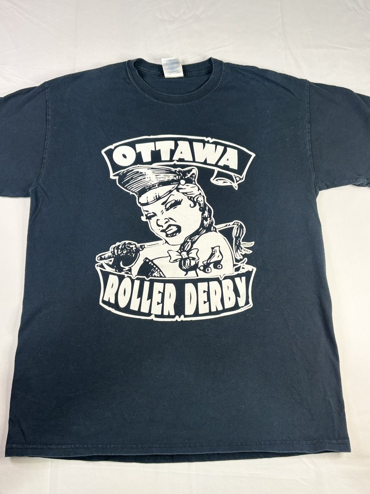 Gildan y2k Ottawa Roller Derby Tee | $20 Size US M / EU 48-50 / 2 - 1 Thumbnail