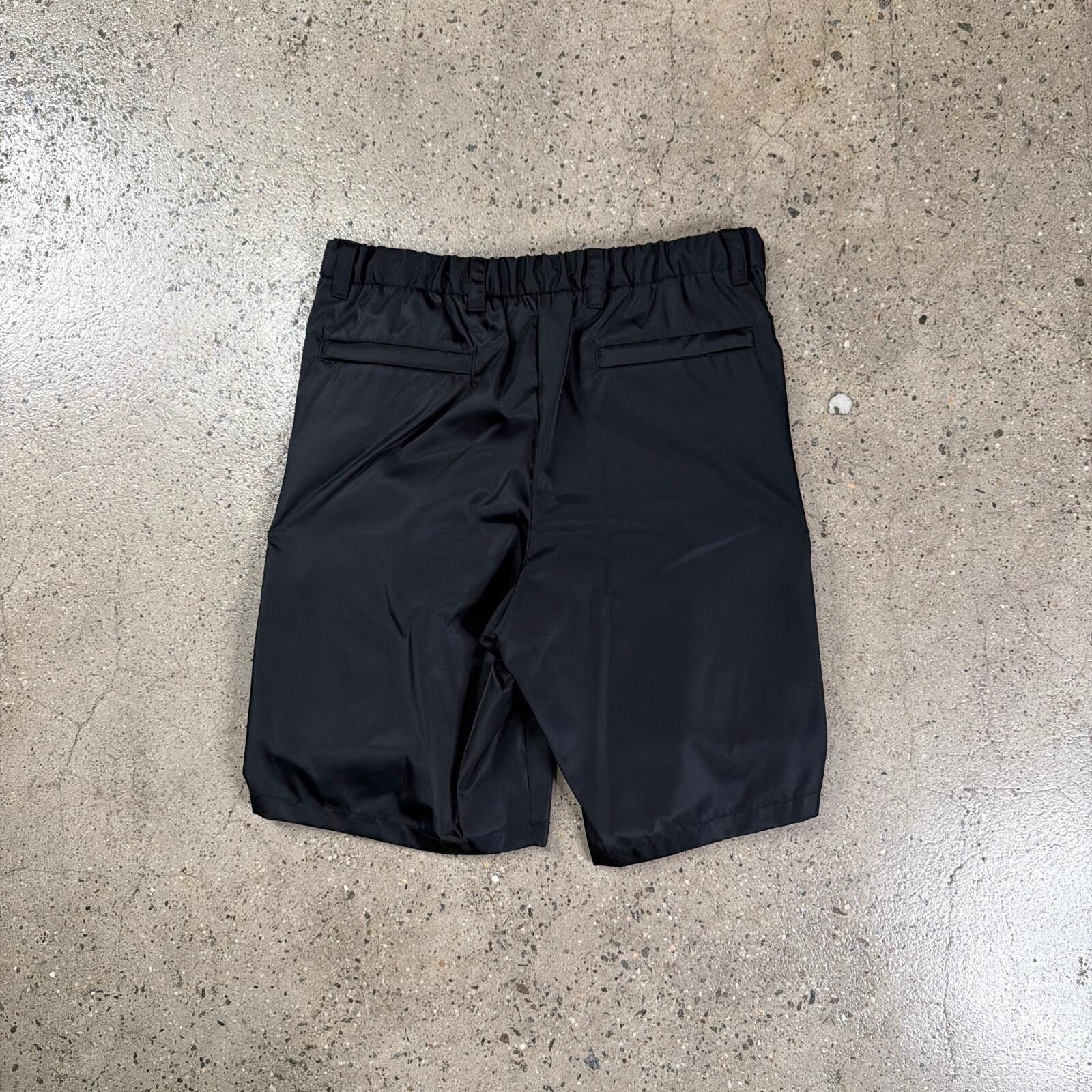 Prada Prada Re-Nylon Bermuda Shorts Size US 36 / EU 52 - 8 Thumbnail