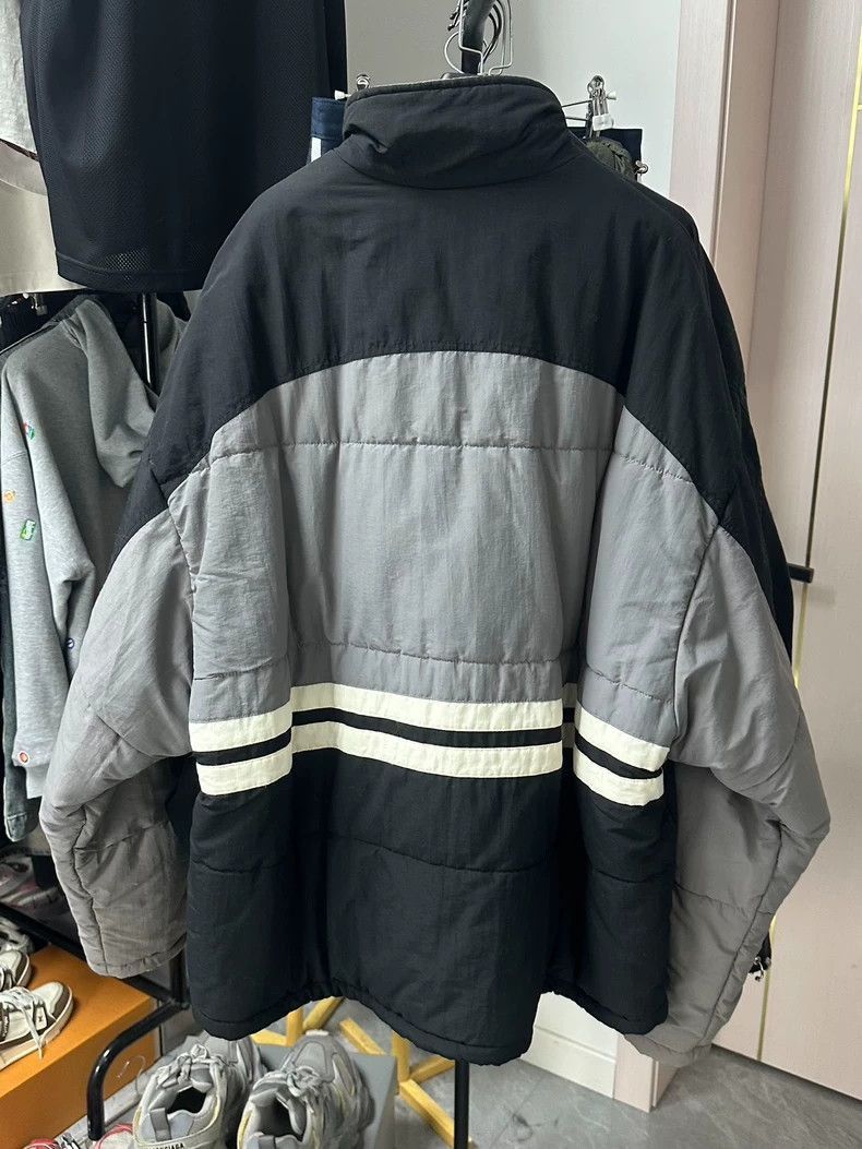 Balenciaga Balenciaga 22AW football SportyB logo cotton-padded jacket- Size US M / EU 48-50 / 2 - 2 Thumbnail