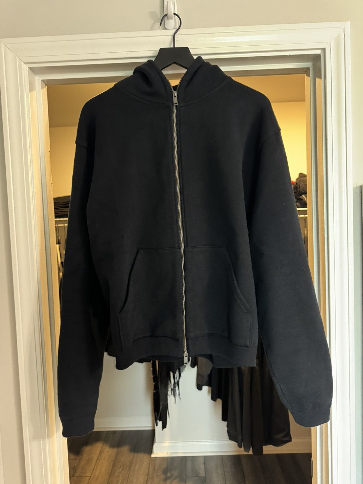 Vuja De Vujade Frank structured half-zip knit sweater in black
