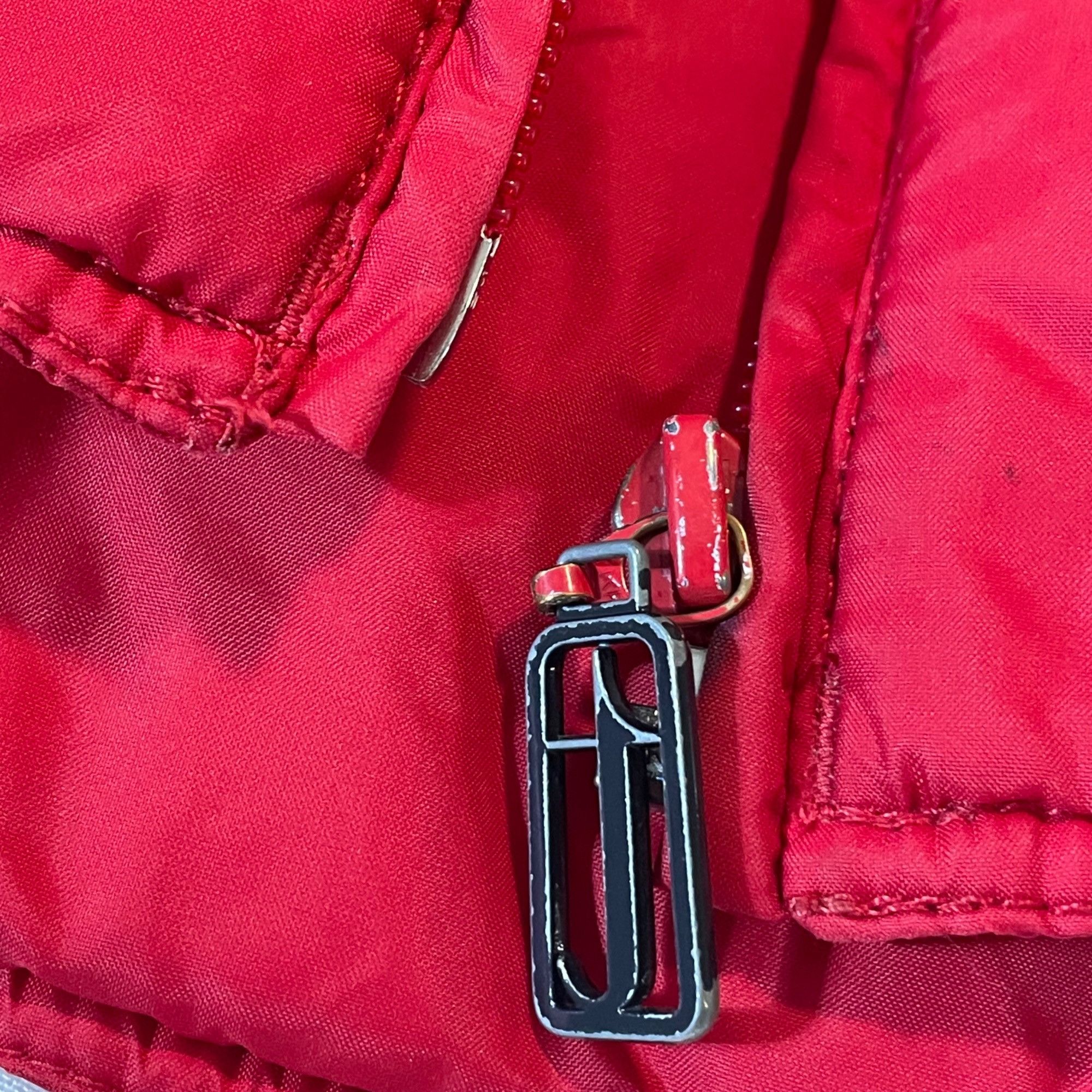 Tommy Jeans Tommy Jeans Red Puffer Vest M Nylon Womens Sleeveless Outerw Size M / US 6-8 / IT 42-44 - 7 Thumbnail
