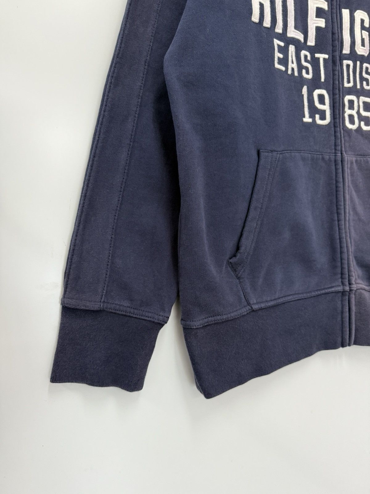 Tommy Hilfiger ⚡️TOMMY HILFIGER STREETWEAR SWEAT ZIPPER JACKET - L Size US M / EU 48-50 / 2 - 3 Thumbnail