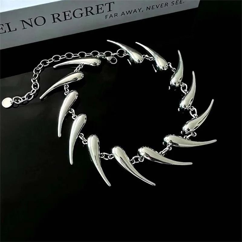 Jewelry Punk Rivet Chain Choker Water Drop Thorn Necklaces Size ONE SIZE - 1 Thumbnail