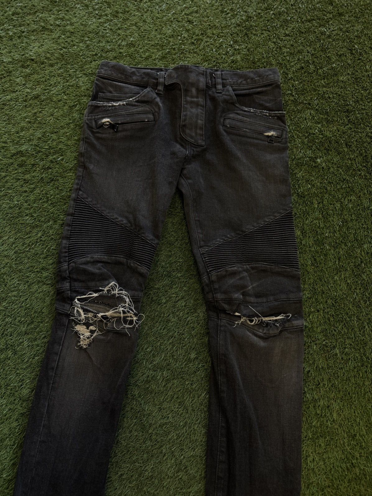 Balmain Balmain Paris Black Ripped Jeans Size 30 Size US 30 / EU 46 - 3 Thumbnail