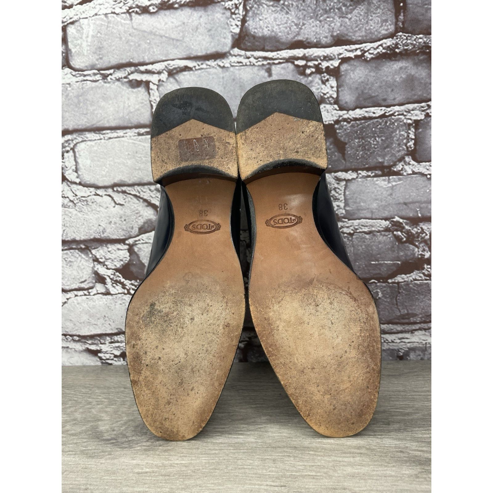 Tod's TOD'S Navy Blue Leather Heeled Slip On VTG Loafer Pumps Shoe Size US 7.5 / IT 37.5 - 7 Thumbnail