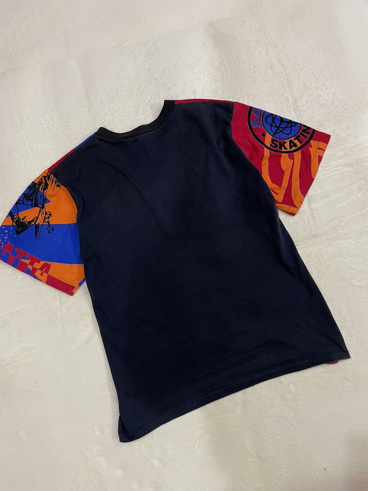 Vintage Vintage 80s Overprinted Skate T-shirt All Single Stitiching Size US S / EU 44-46 / 1 - 12 Thumbnail