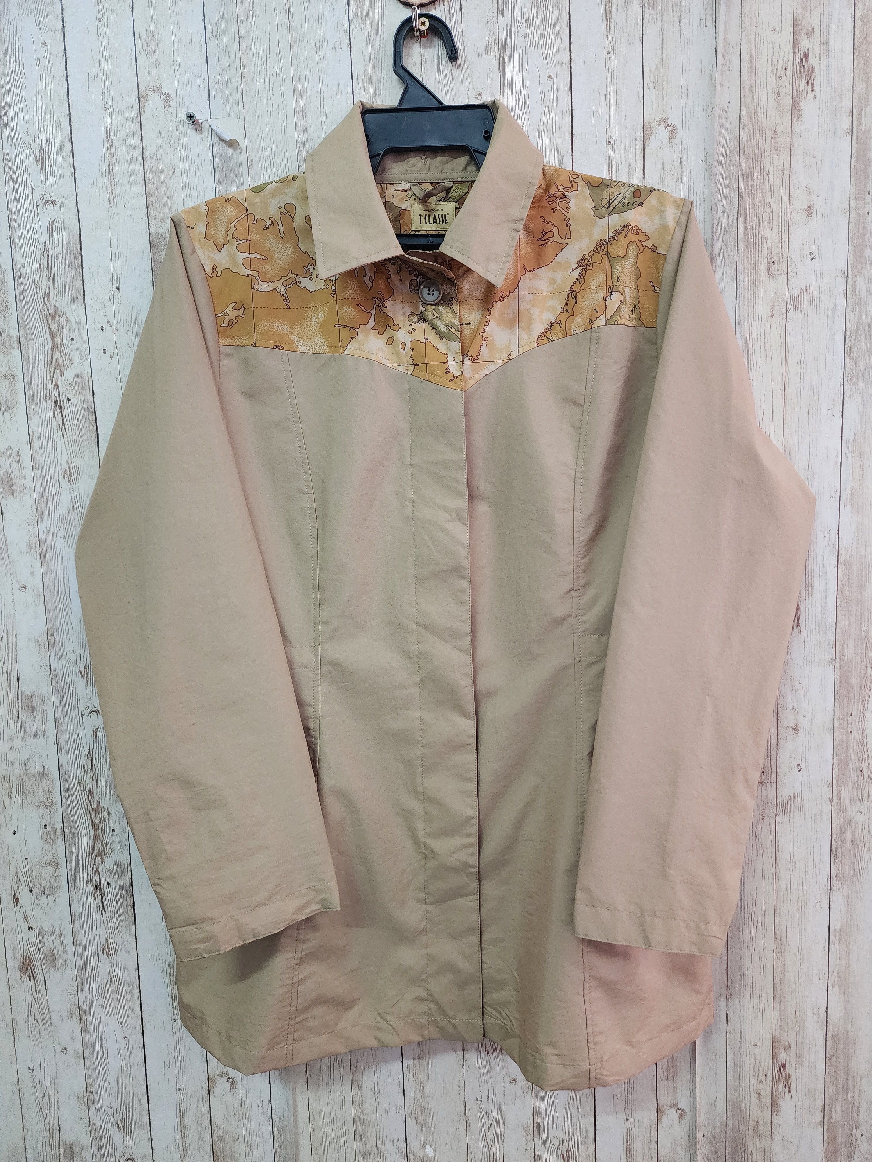 Alviero Martini Alviero Martini Button Up Shirt Hoodie Size M / US 6-8 / IT 42-44 - 1 Thumbnail