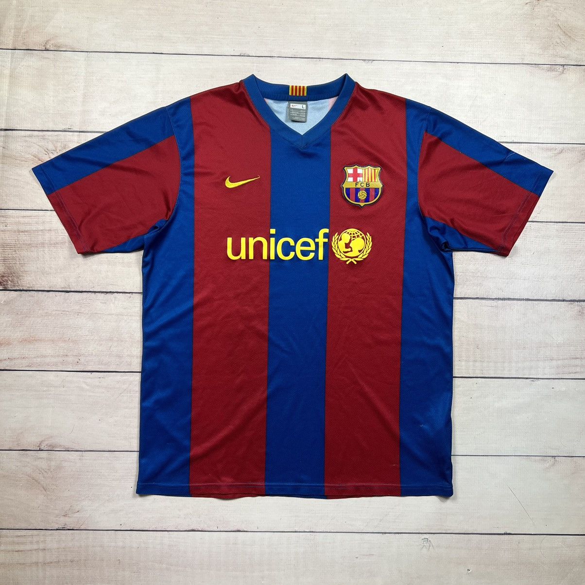Nike Vintage FC Barcelona Home Kit Jersey Tee Tshirt Navy Size US L / EU 52-54 / 3 - 1 Thumbnail
