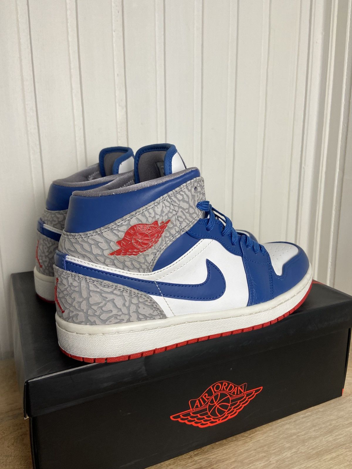 Jordan Brand Used Jordan 1 Retro Mid "True Blue" authentic size 8,5US Size US 8.5 / EU 41-42 - 7 Thumbnail