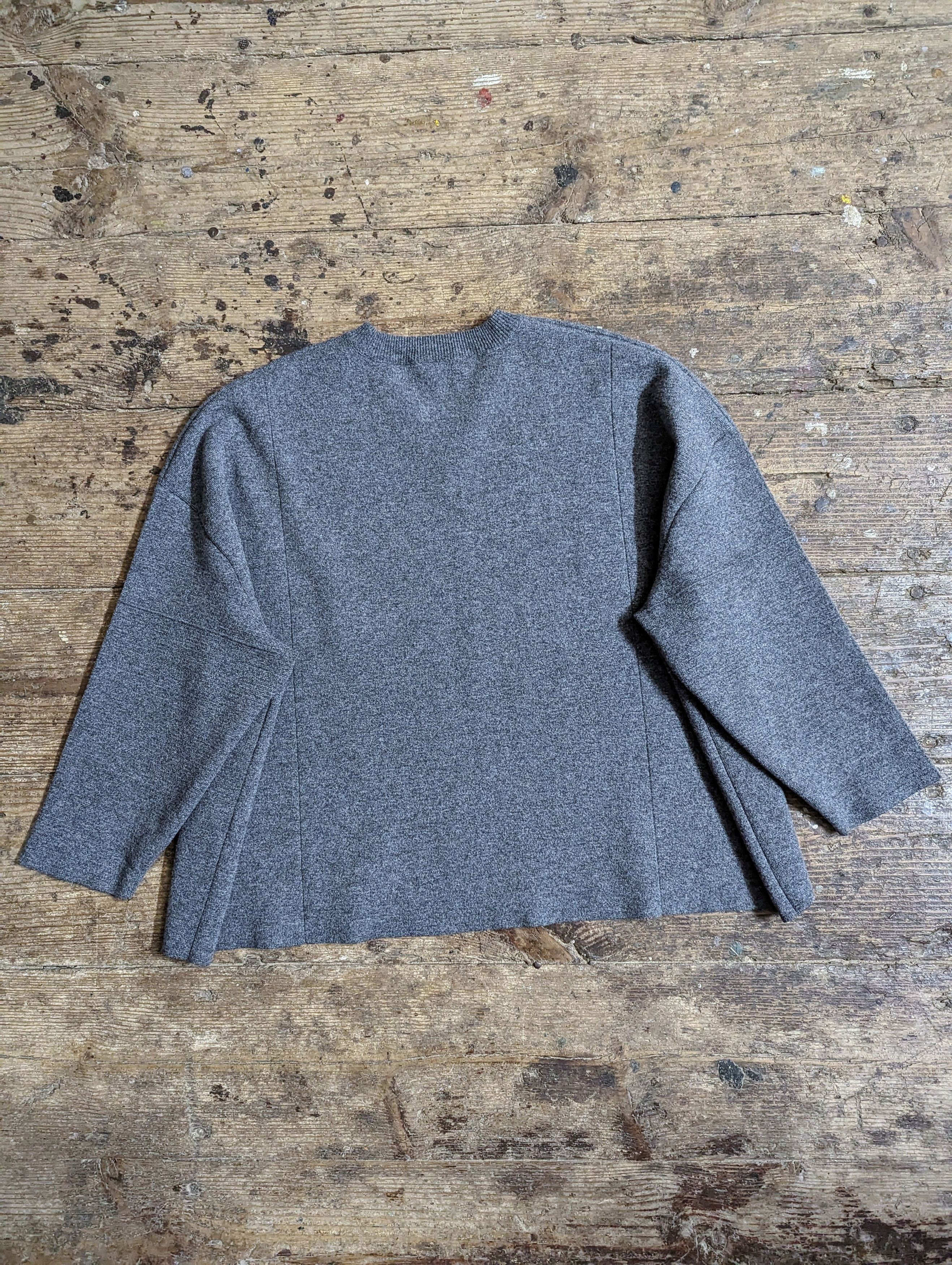 Balenciaga A/W 16 Balenciaga Paneled Details Cut Off Hem Sweater Size US M / EU 48-50 / 2 - 12 Thumbnail