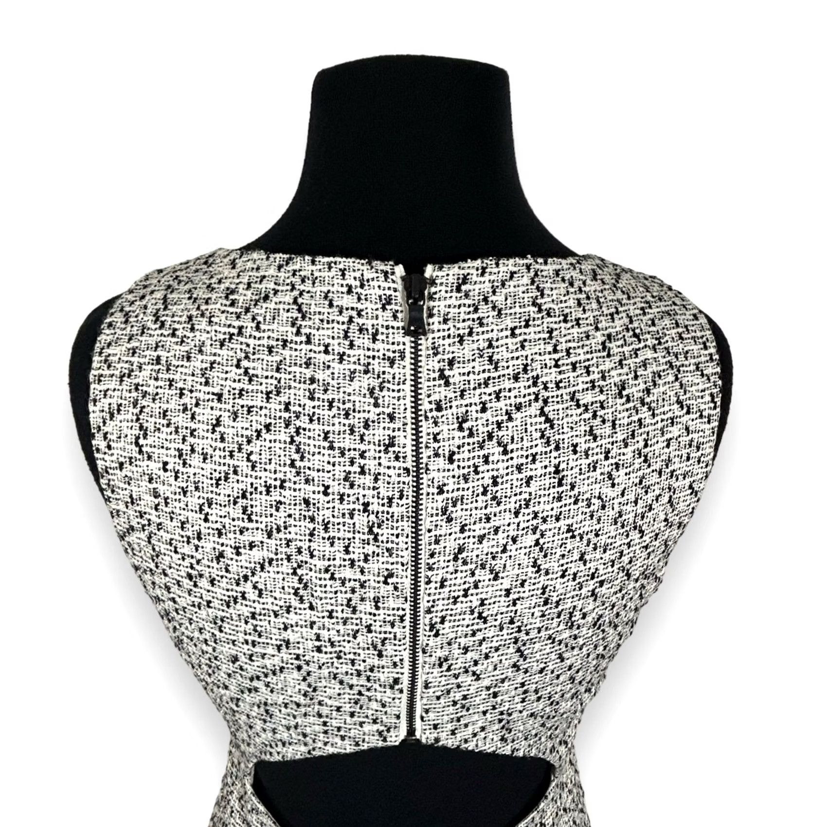 Alice + Olivia Alice + Olivia Tweed Mini Dress Women Black White - Cutout Zipper Detail Size S / US 4 / IT 40 - 3 Thumbnail