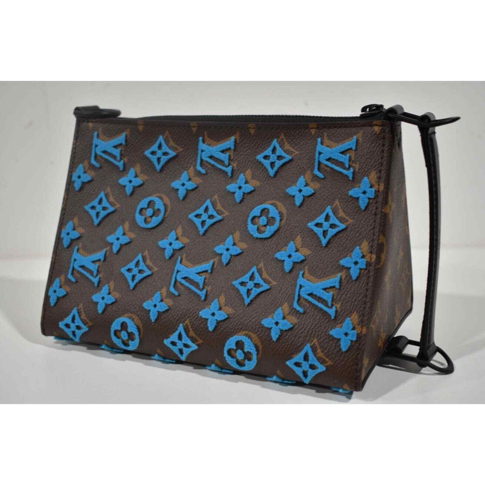 Louis Vuitton Triangle Messenger Shoulder Crossbody Bag