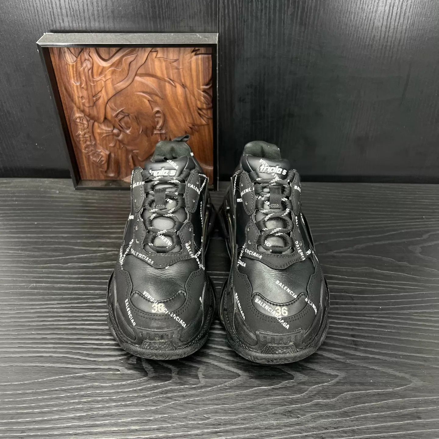 Balenciaga Balenciaga Triple S Black Wmns 36 Minor Sole Crack Size US 6 / IT 36 - 4 Thumbnail