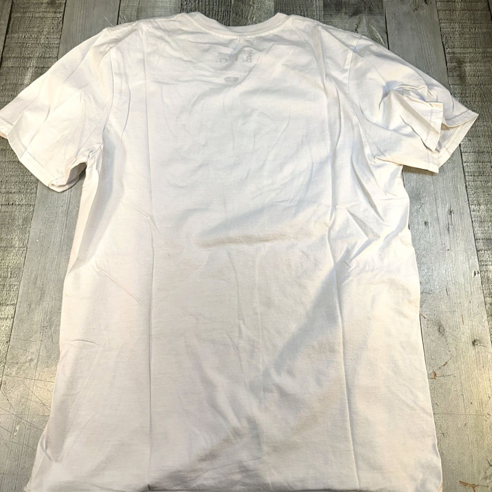 Vintage Notorious B.I.G. Rap Tee Shirt Men’s Small White Hip Hop Biggie Logo Vintage-Style Graphic Tee Shirt Mens Small White Hip Hop Notorious B.I.G. Shirt Size US S / EU 44-46 / 1 - 4 Thumbnail
