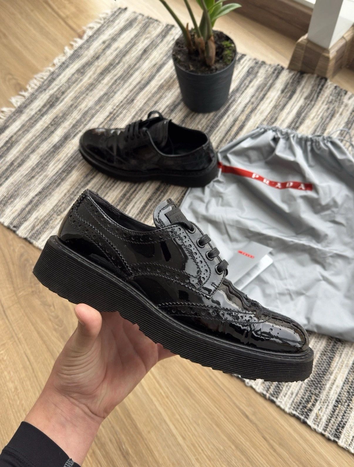 Prada PRADA Patent Leather Laceup Oxford Black Classic Shoes WMNS Size US 7 / IT 37 - 1 Thumbnail