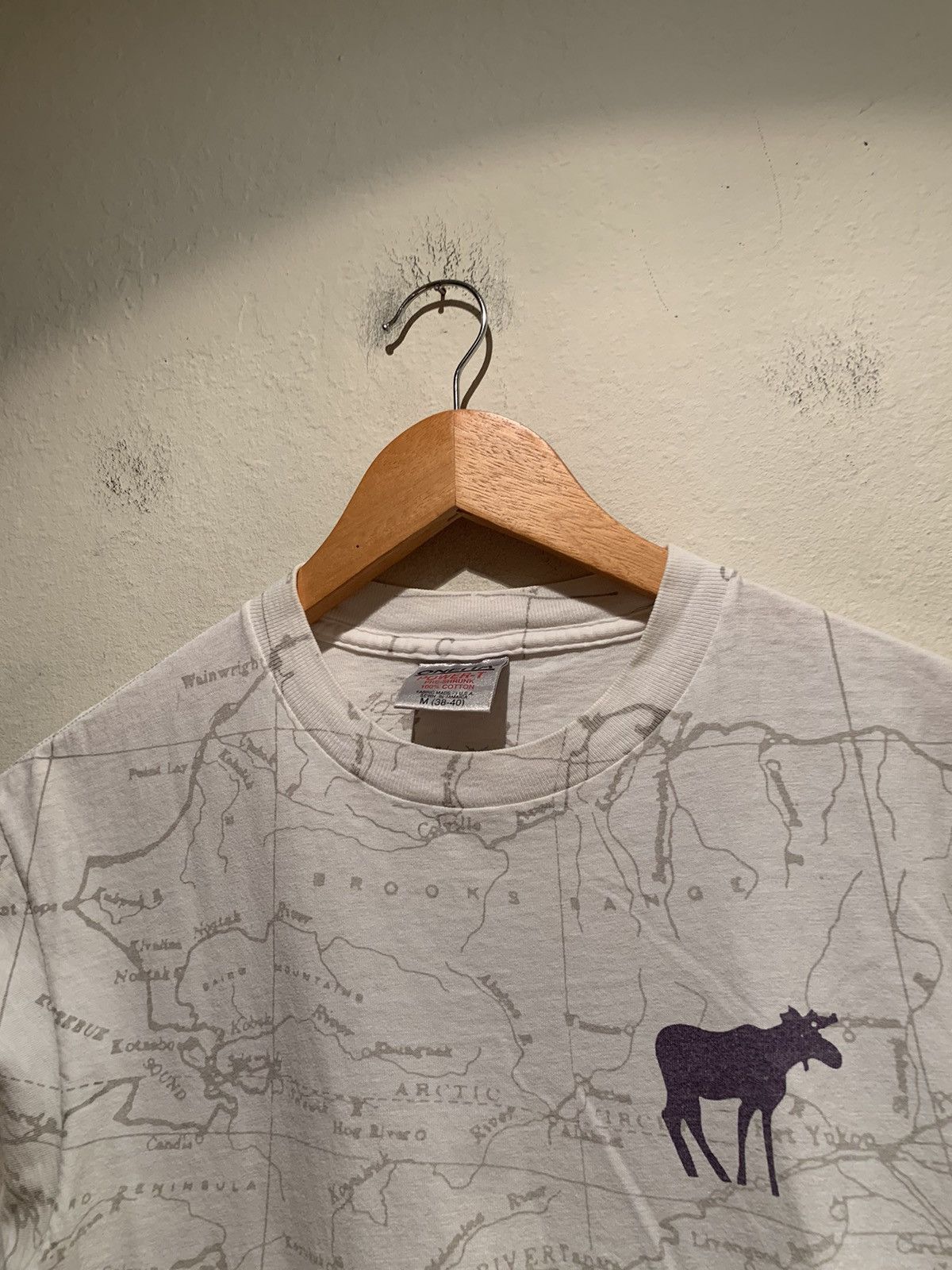 Vintage RARE Vintage 90s Northern Exposure TV Show Alaska AOP Shirt Size US M / EU 48-50 / 2 - 3 Thumbnail