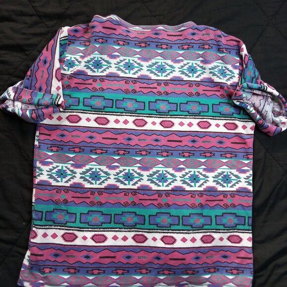 Vintage Vintage Denim Republic Southwest Aztec Pattern T-Shirt Size L / US 10 / IT 46 - 6 Thumbnail