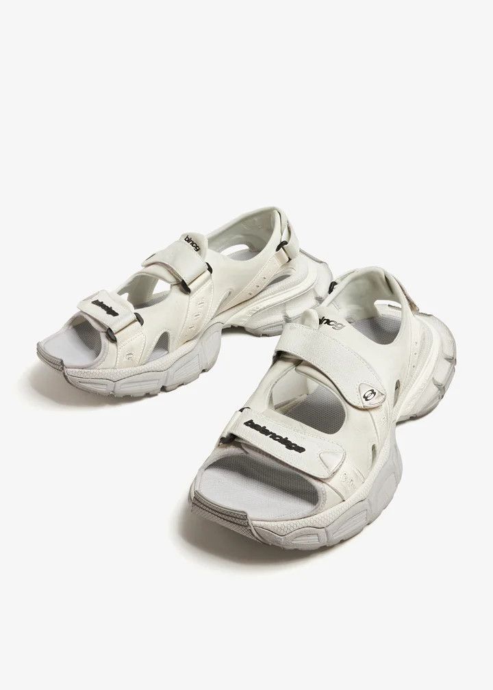 Balenciaga o1w1db10226 3XL Sneakers In White Size US 8 / EU 41 - 4 Thumbnail
