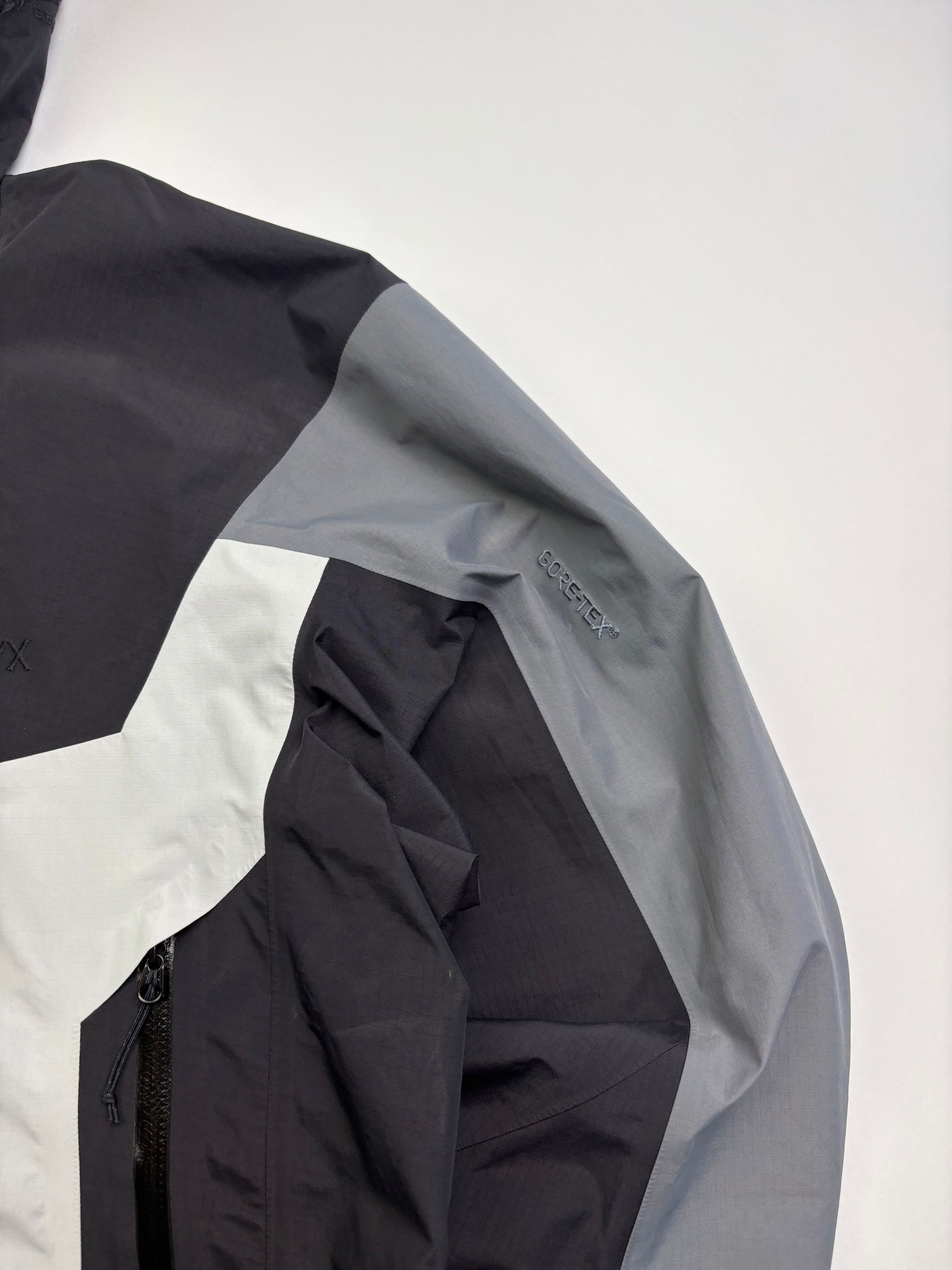 Arc'teryx × Beams Plus Arc’teryx x Beams Beta SL (S) Size US S / EU 44-46 / 1 - 3 Thumbnail