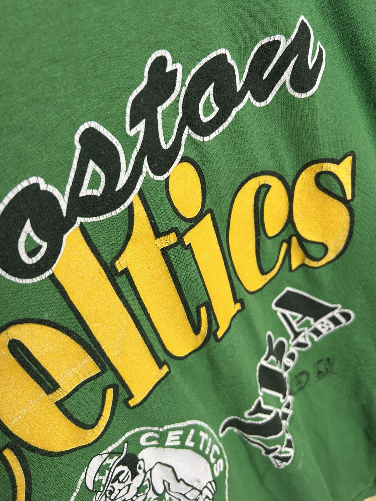 NBA Vintage 1991 Boston Celtics single stitch t shirt Size US XL / EU 56 / 4 - 5 Thumbnail