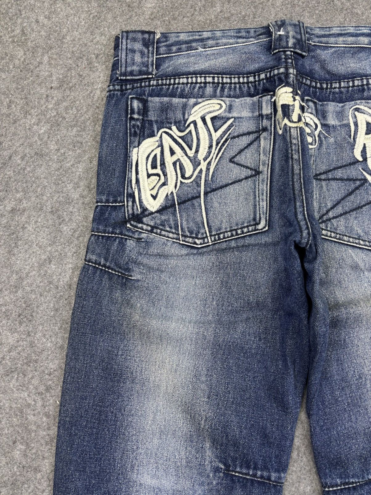 Yuji Yamada BAGGY Curved🔥YUJI YAMADA Japanese Designer Denim F911 Size US 32 / EU 48 - 9 Thumbnail