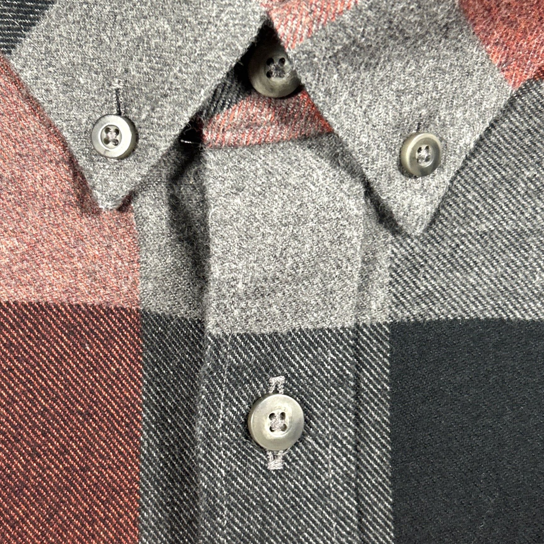 UNTUCKit UNTUCKit Shirt Mens 2XL Flannel Plaid Button-Down Giesen-WF Red Fall Cotton Size US XXL / EU 58 / 5 - 3 Thumbnail