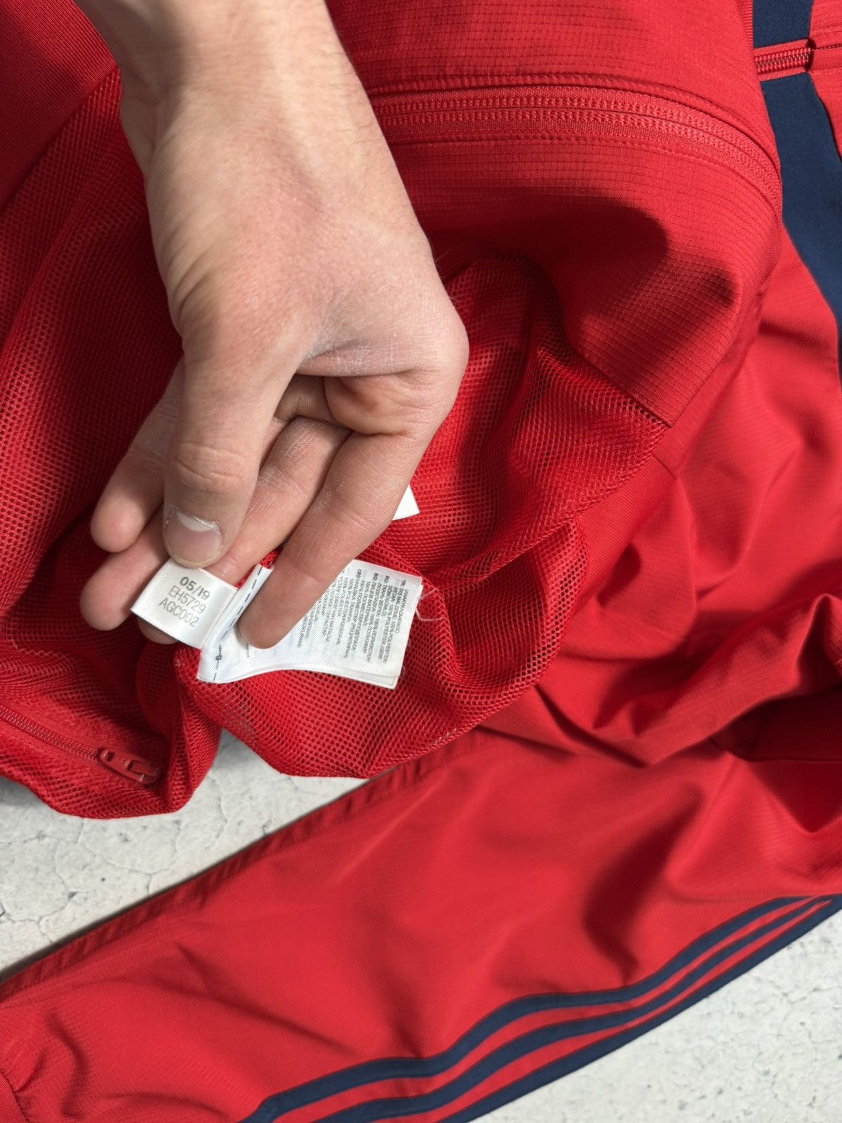 Adidas Adidas FC Arsenal Full Zip Nylon Jacket Football Size L Size US L / EU 52-54 / 3 - 8 Thumbnail