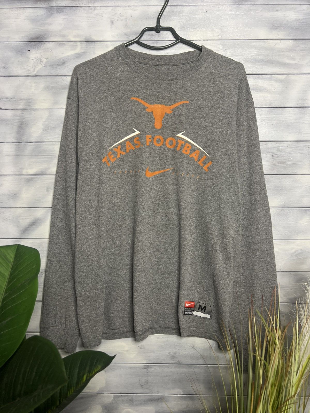 Vintage Rare Vintage Long-Sleeve Nike Texas Football Swoosh Centr Size US M / EU 48-50 / 2 - 1 Thumbnail