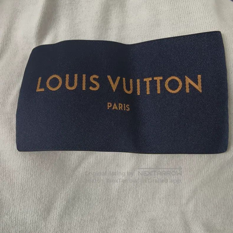 Louis Vuitton Louis Vuitton size 4l Logo Jacquard Fleece Tunic Long Sleev Size US M / EU 48-50 / 2 - 5 Thumbnail