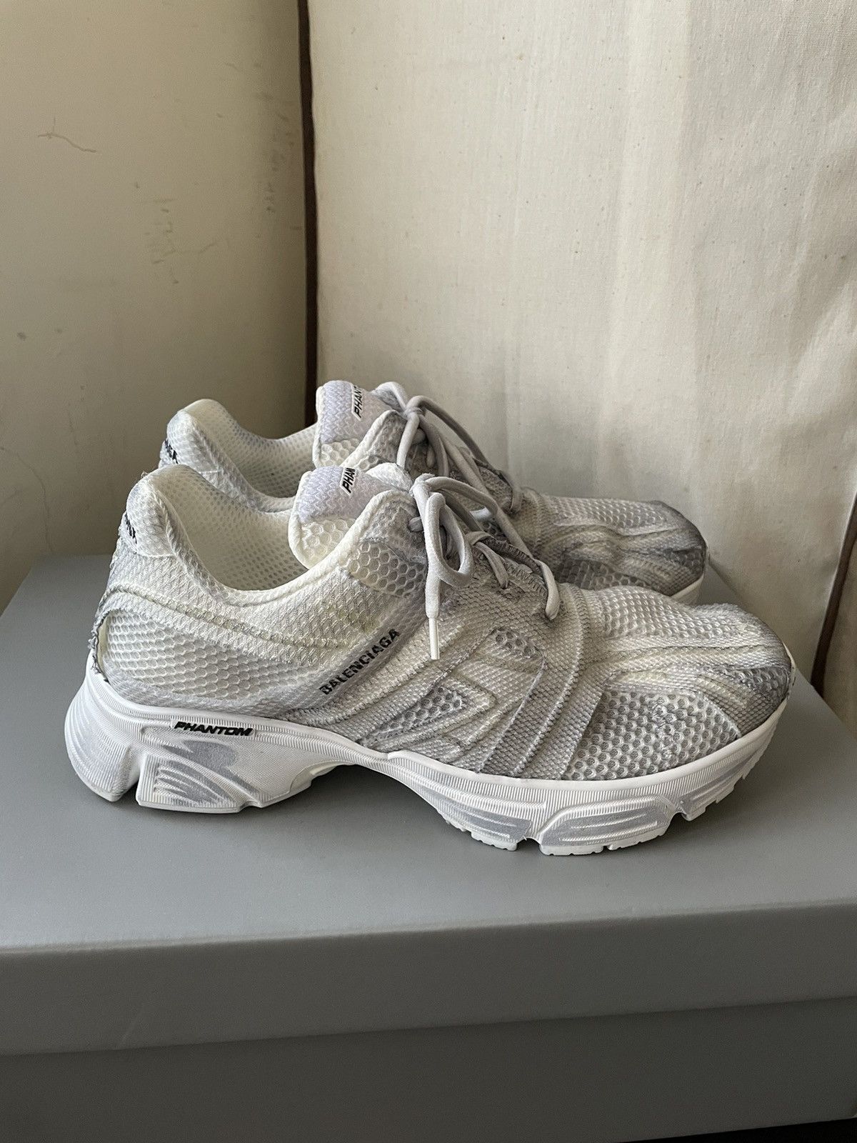 Balenciaga Men's 🇫🇷 Balenciaga Phantom Sneakers Sz EU 42 | Grailed