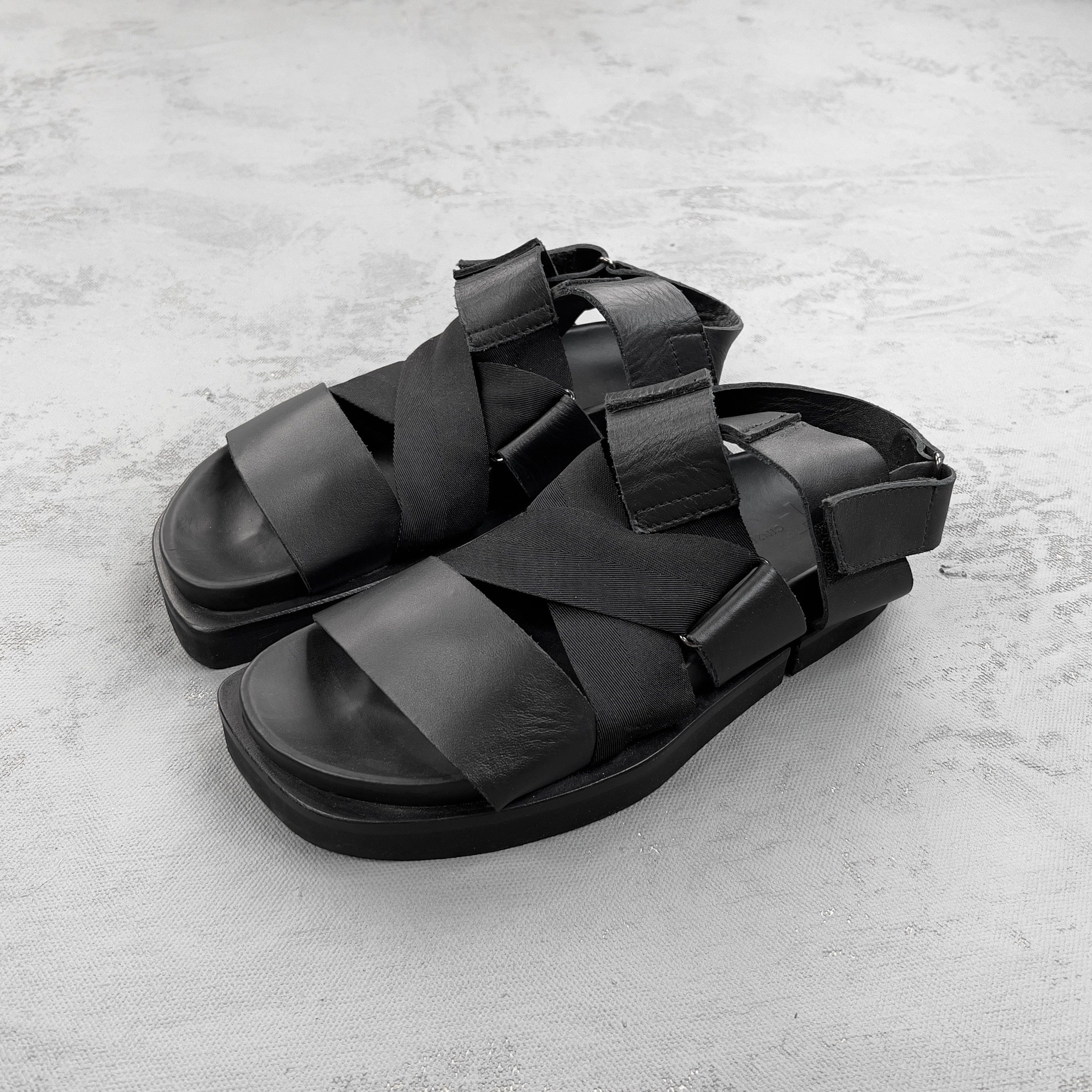 Cinzia Araia | Grailed