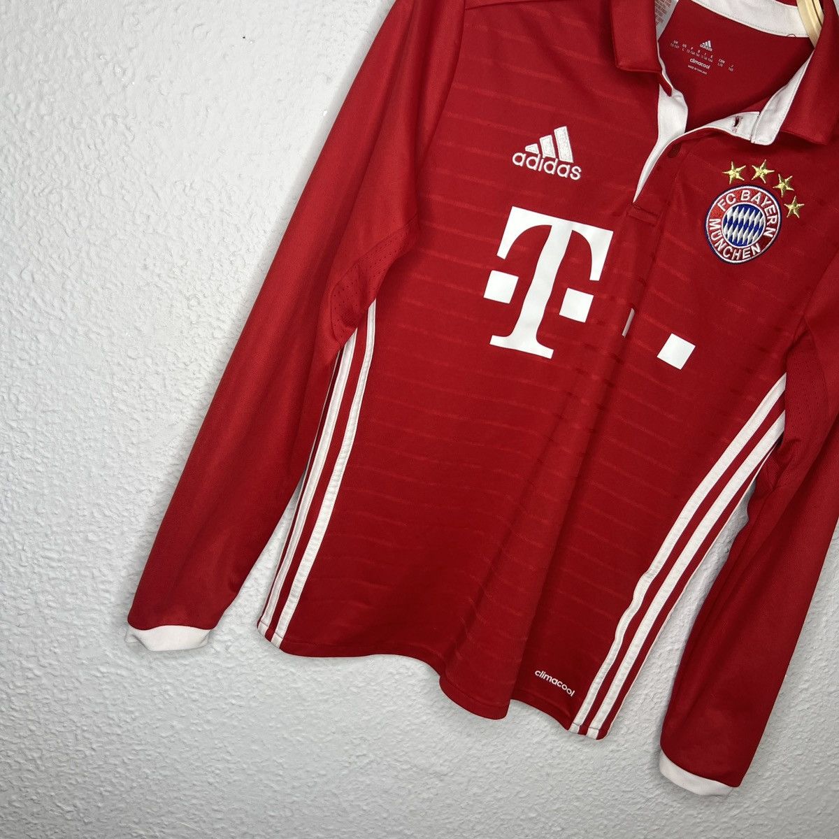 Adidas Adidas Bayern Munich Longsleeve Tshirt Tee Jersey Red 2016 Size US S / EU 44-46 / 1 - 2 Thumbnail