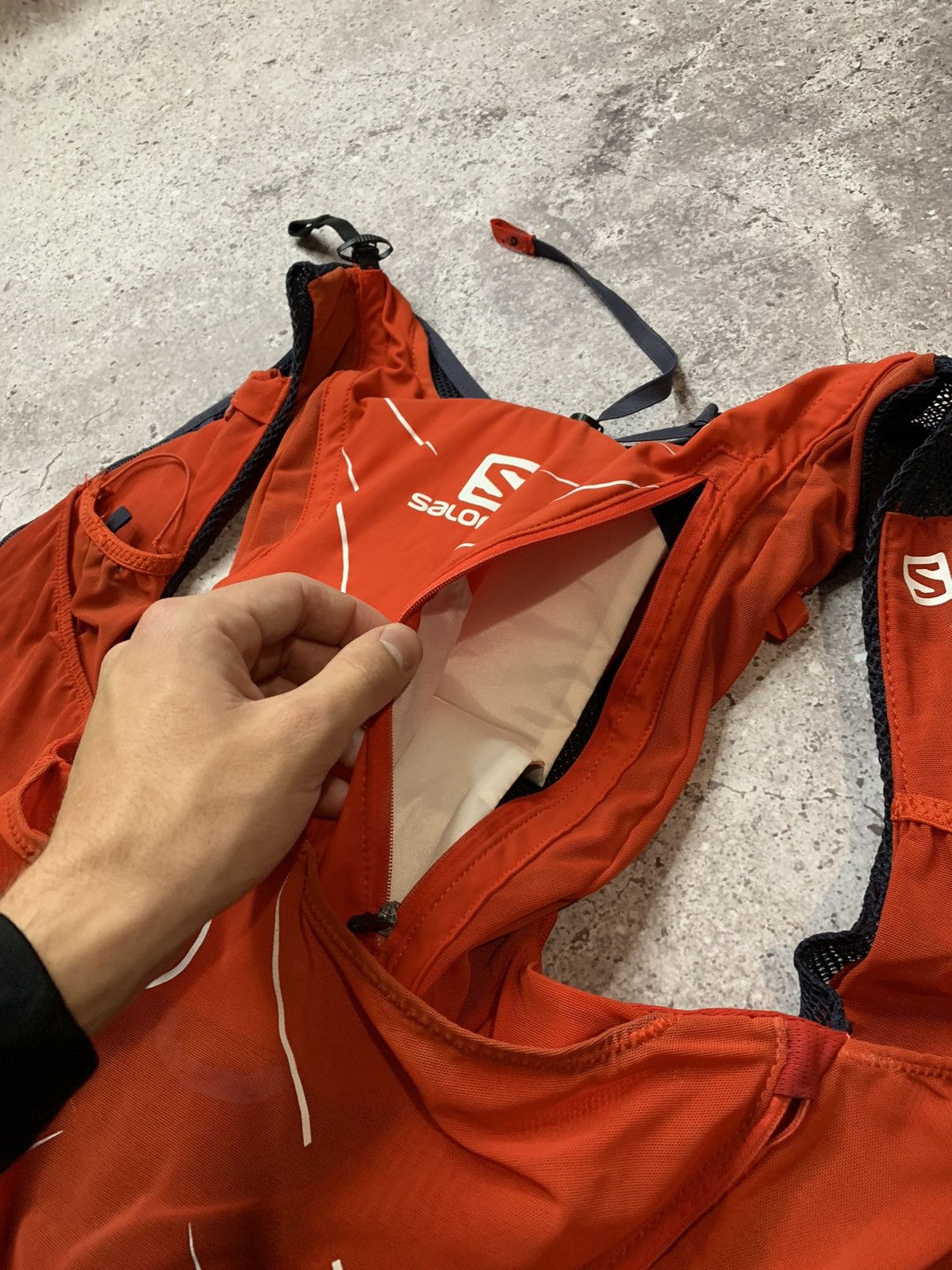 Salomon 00s Salomon Vintage Backpack Bondage bag vest Size ONE SIZE - 10 Thumbnail