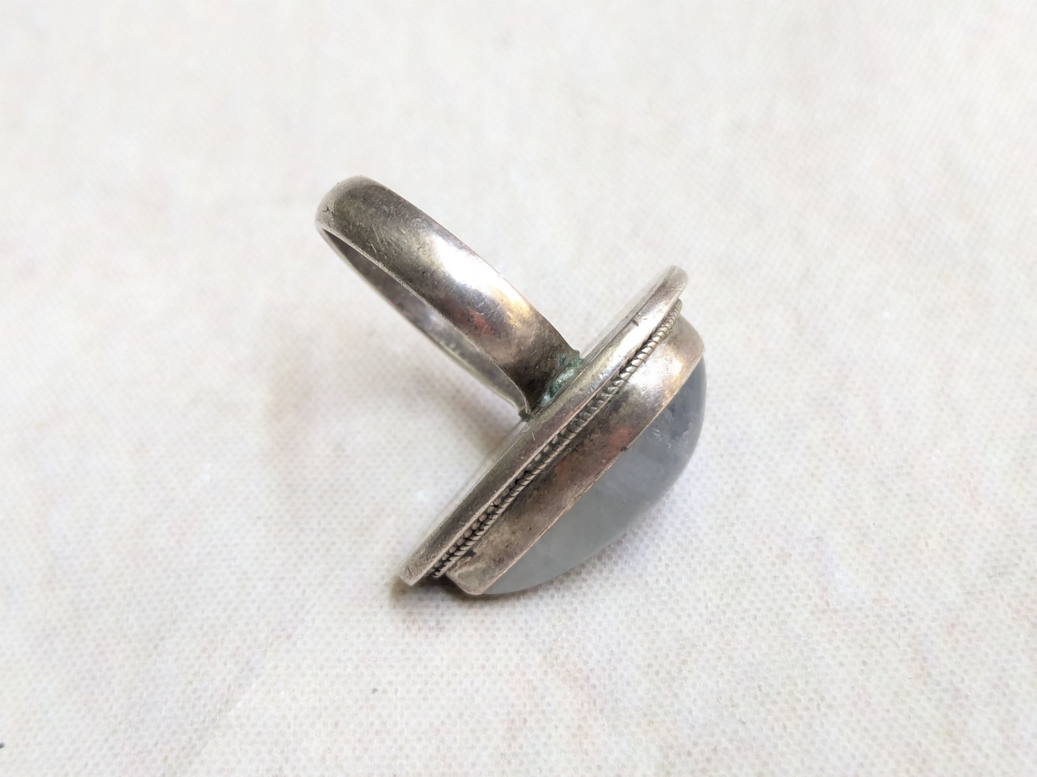 Jewelry × Vintage Sterling Silver Ring Blue Moonstone Pear Teardrop 7.75 Size ONE SIZE - 10 Thumbnail