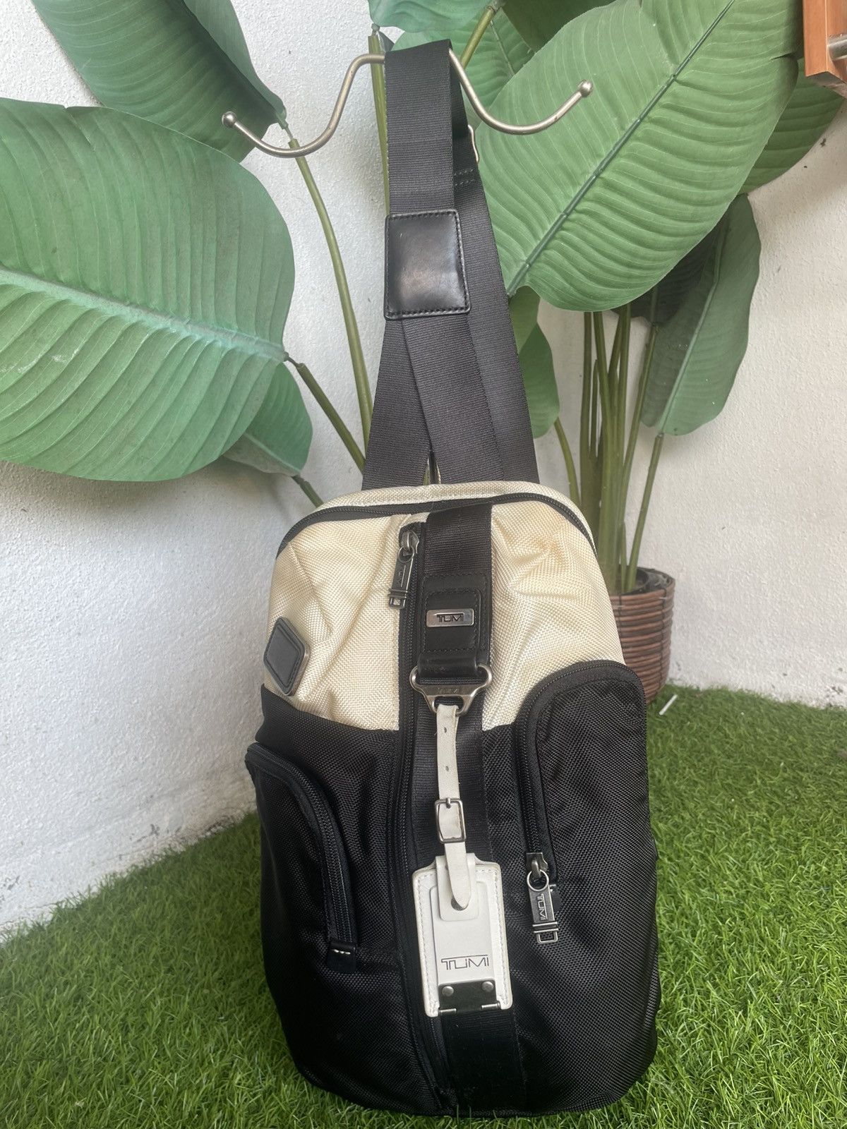 Tumi Authentic TUMI Alpha Bravo Monterey Crossbody Bag Size ONE SIZE - 2 Thumbnail