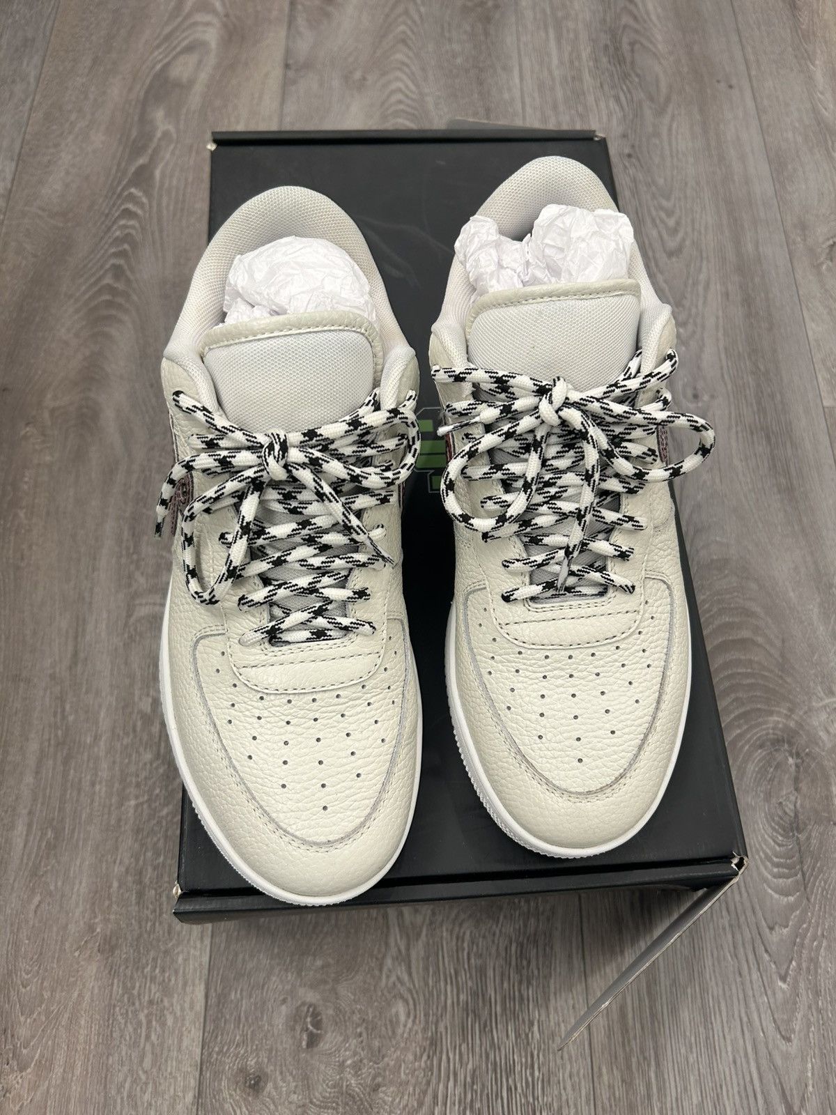 John Geiger John Geiger GF-01 Iridescent Size US 9 / EU 42 - 1 Thumbnail