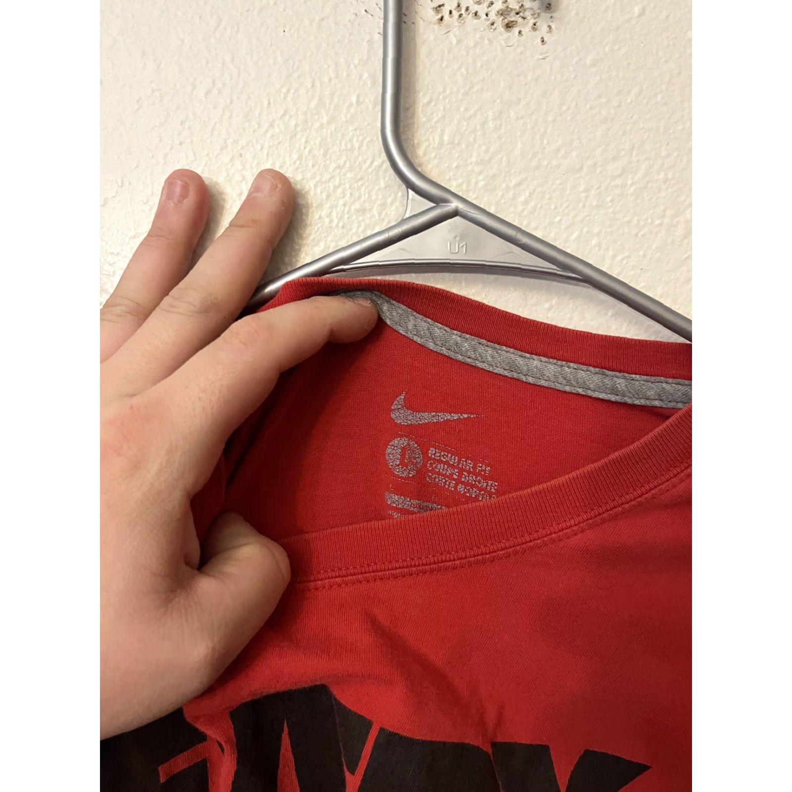 Nike Nike Tee Adult Large Red Short Sleeve Crewneck T-shirt Logo Size US L / EU 52-54 / 3 - 2 Thumbnail